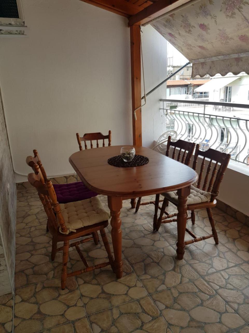 Carpe Diem Apartment Tesalonika Bagian luar foto